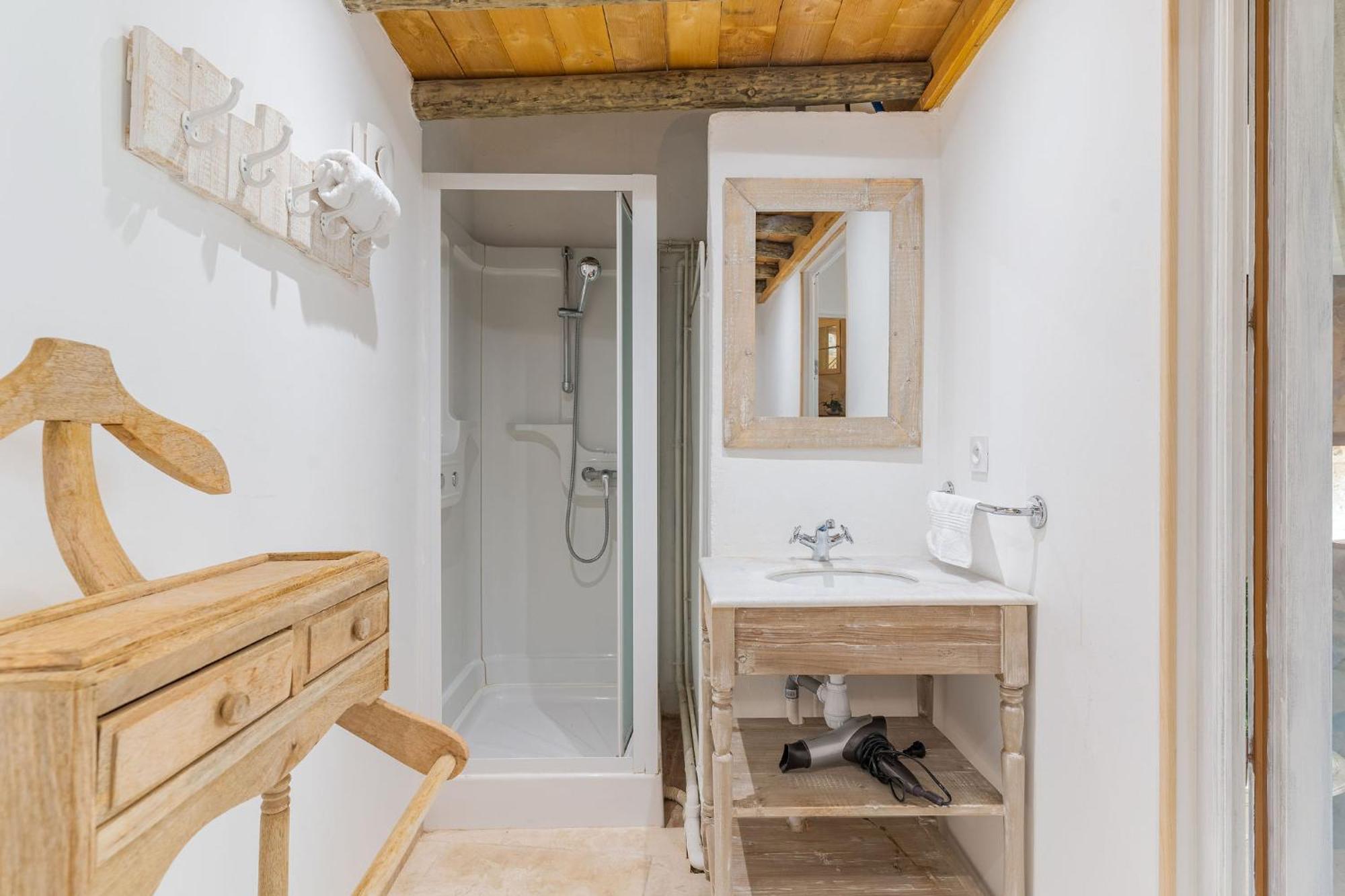Les Calades Villa Ledenon Exterior photo